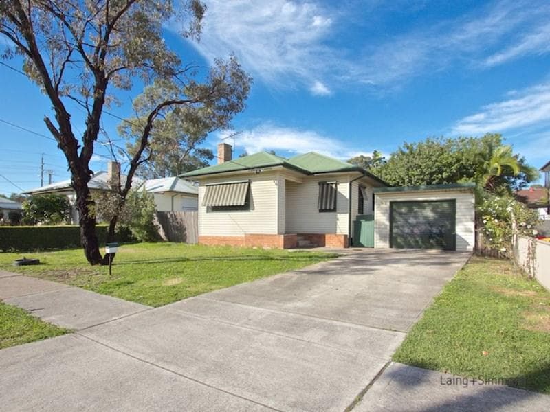 12 Bond Avenue, Toongabbie, Toongabbie - Image 1