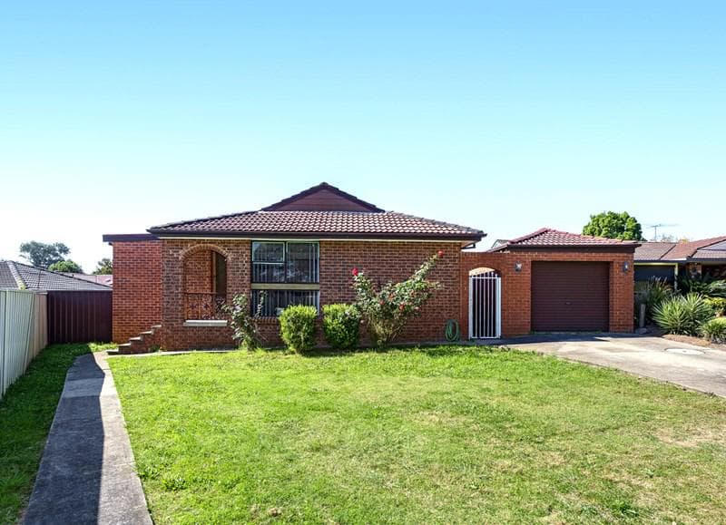 14 Dryberry Avenue, St Clair, St Clair - Thumbnail 2