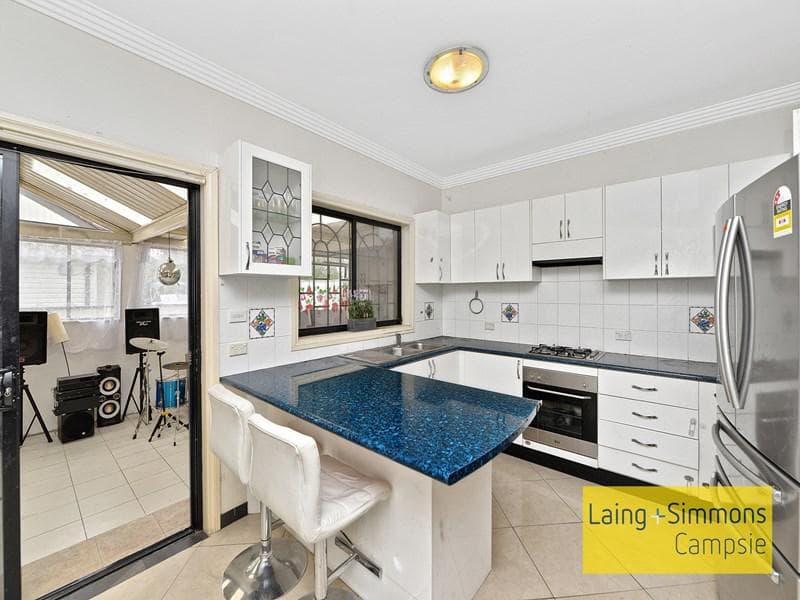 7/23																										Dryden St
														
								Campsie, NSW 2194, Sefton - Thumbnail 3