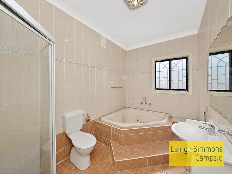 7/23																										Dryden St
														
								Campsie, NSW 2194, Sefton - Thumbnail 6