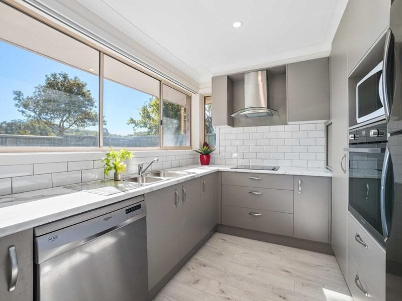 8 Capalla Court, Port Macquarie, Port Macquarie - Image 1