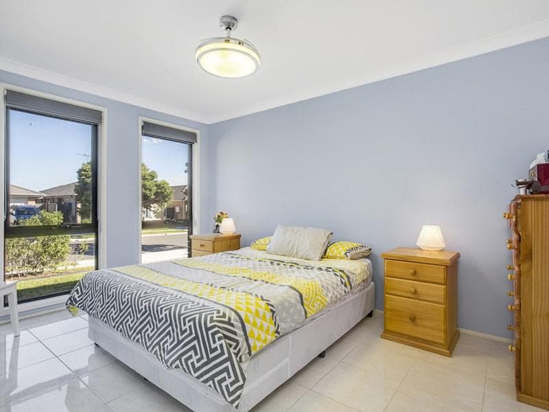 7/23																										Dryden St
														
								Campsie, NSW 2194, Ropes Crossing - Thumbnail 2