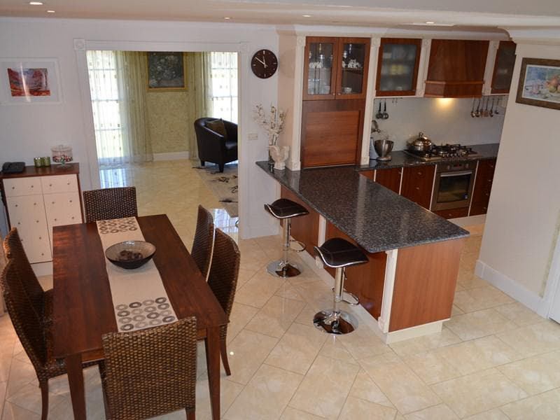 3/164																										Hampden Road
														
								Artarmon, NSW 2064, Wetherill Park - Thumbnail 7