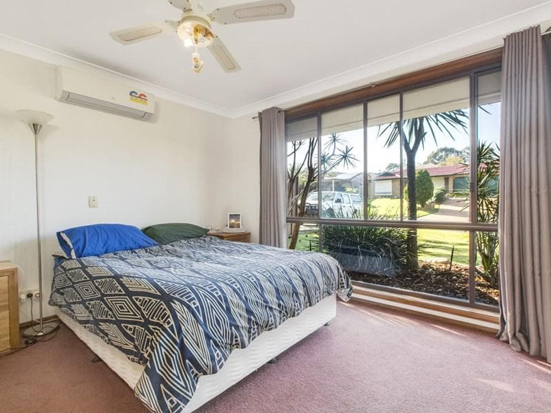 13 Leicester Way, St Clair, St Clair - Thumbnail 5