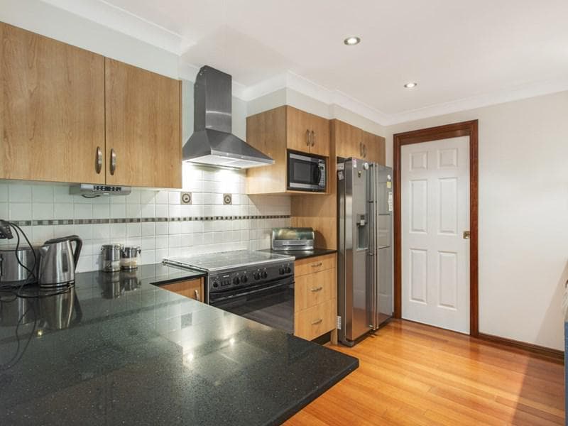13 Leicester Way, St Clair, St Clair - Thumbnail 6