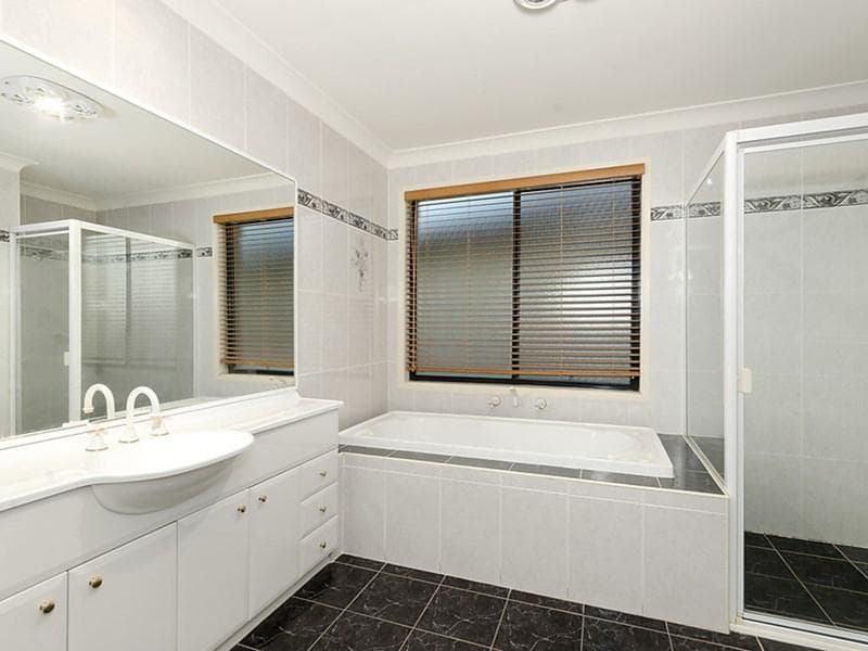 3/164																										Hampden Road
														
								Artarmon, NSW 2064, Stanhope Gardens - Thumbnail 5