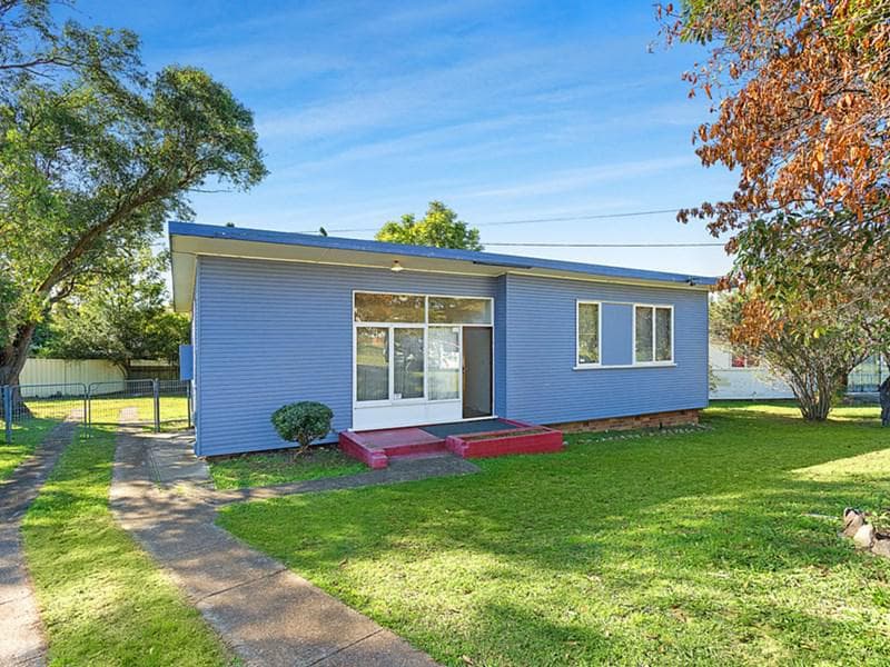 7/23																										Dryden St
														
								Campsie, NSW 2194, Lalor Park - Image 1