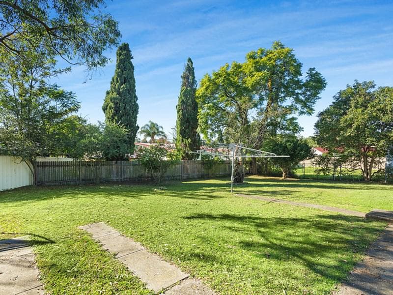 7/23																										Dryden St
														
								Campsie, NSW 2194, Lalor Park - Thumbnail 5