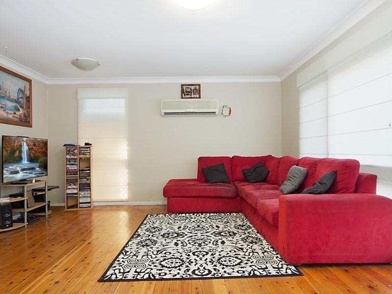 16 Sycamore Crescent, Quakers Hill, Quakers Hill - Thumbnail 2