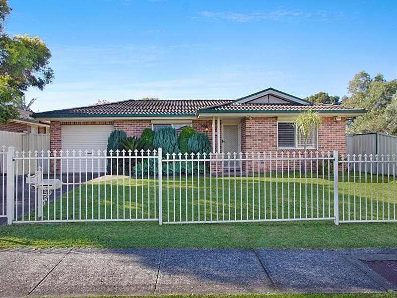 7/23																										Dryden St
														
								Campsie, NSW 2194, Glendenning - Image 1