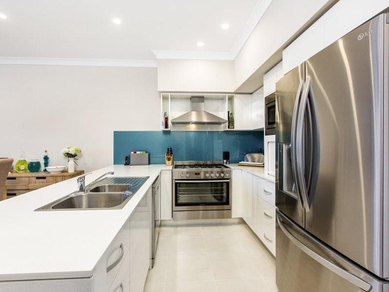 17 Blackburn Street, Ropes Crossing, Ropes Crossing - Image 1