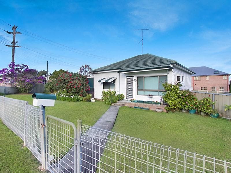7/23 Dryden St
Campsie, NSW 2194, Riverstone - Image 1