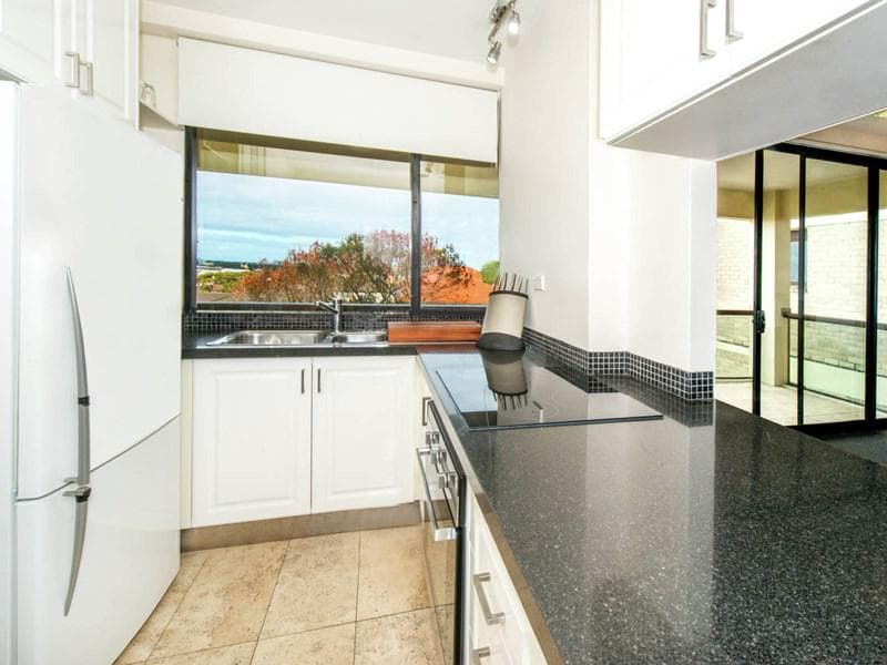 18/20 Boronia Street, Kensington, Kensington - Thumbnail 3