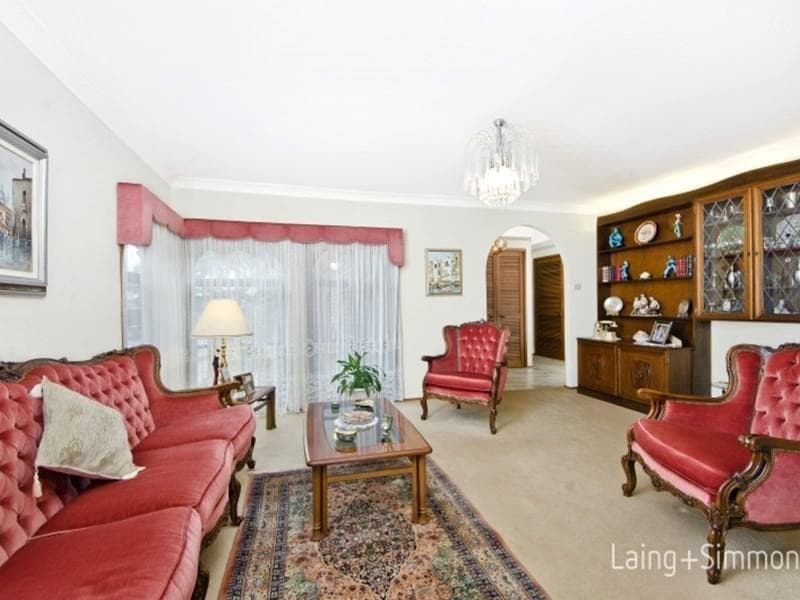 45 Rosina Crescent, Kings Langley, Kings Langley - Thumbnail 2