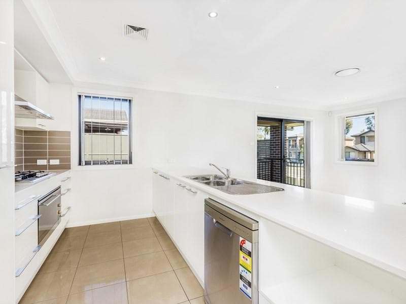 3/164 Hampden Road
Artarmon, NSW 2064, Ropes Crossing - Image 1