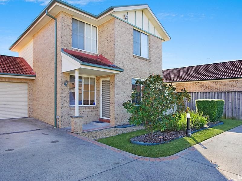 1/87-89 Manorhouse Boulevard, Quakers Hill, Quakers Hill - Image 1