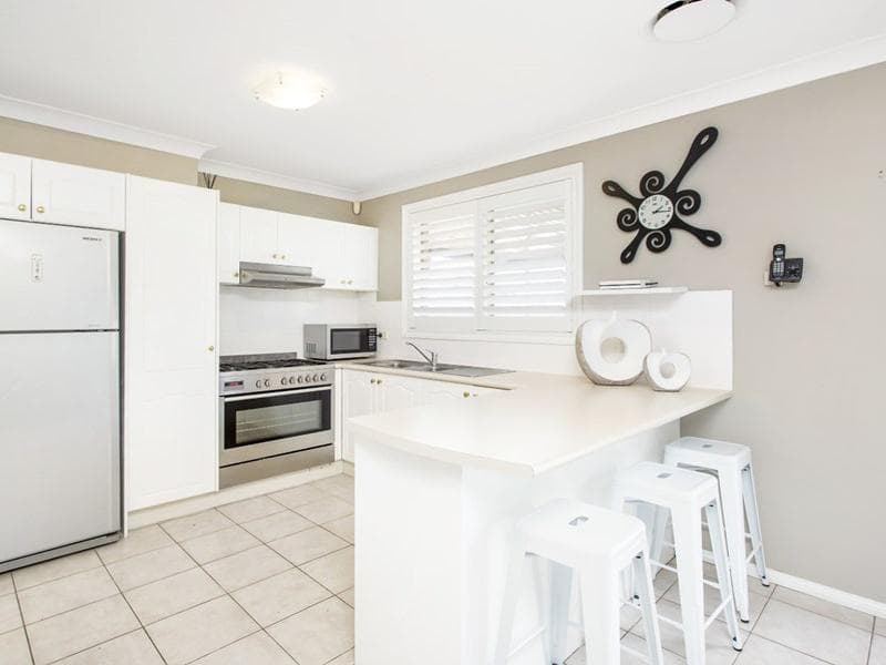10 Coco Drive, Glenmore Park, Glenmore Park - Thumbnail 2