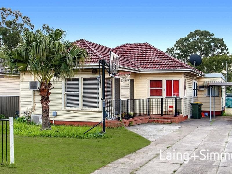 17 Cross Street, Doonside, Doonside - Image 1