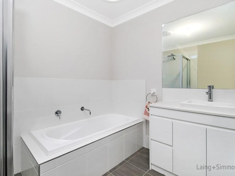 86a Kellerman Drive, St Helens Park, St Helens Park - Thumbnail 8