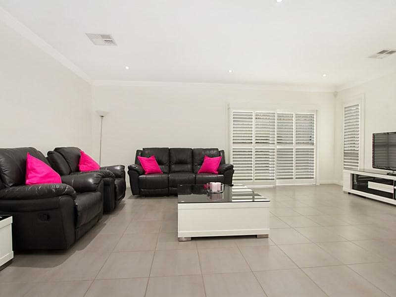 11 Lagoon Street, The Ponds, The Ponds - Thumbnail 4