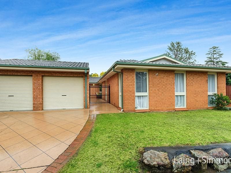 4 Parkinson Street, Kings Langley, Kings Langley - Image 1