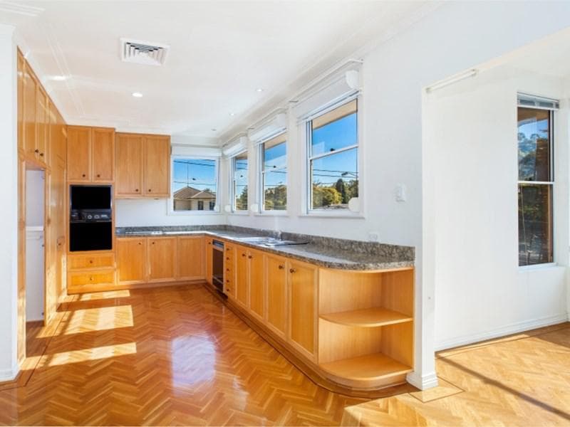 118 Kiora Road, Miranda, Miranda - Thumbnail 3