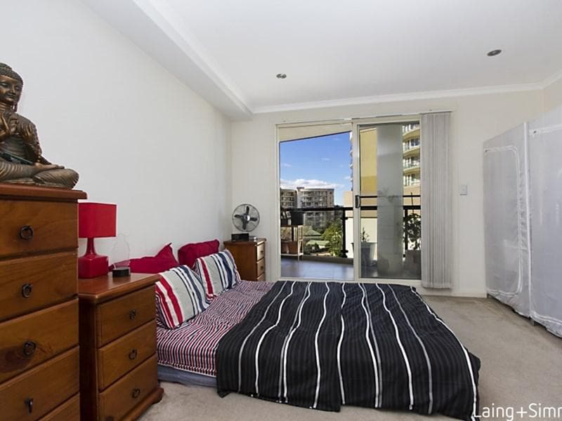302/91d Bridge Rd, Westmead, Westmead - Thumbnail 5
