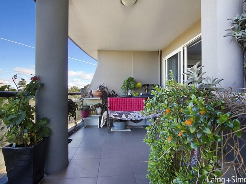 302/91d Bridge Rd, Westmead, Westmead - Thumbnail 6