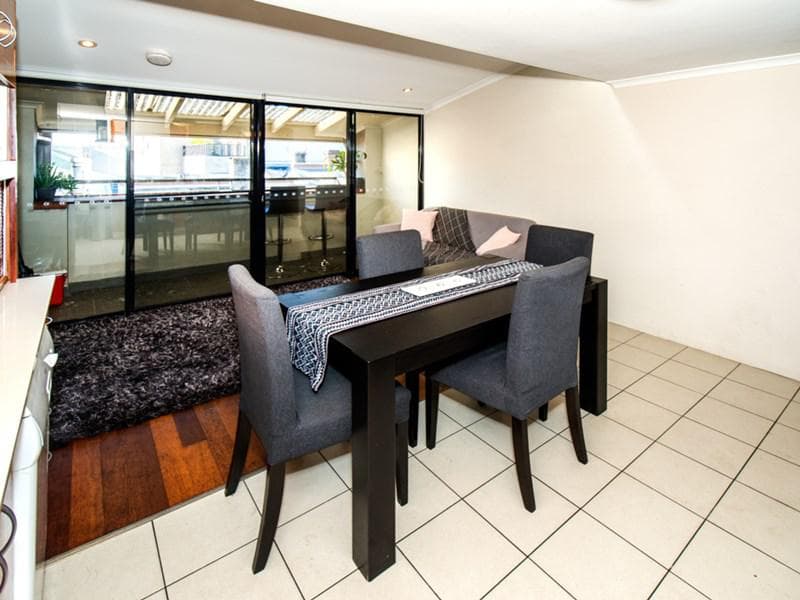 12/424-426 Cleveland Street, Surry Hills, Surry Hills - Thumbnail 2