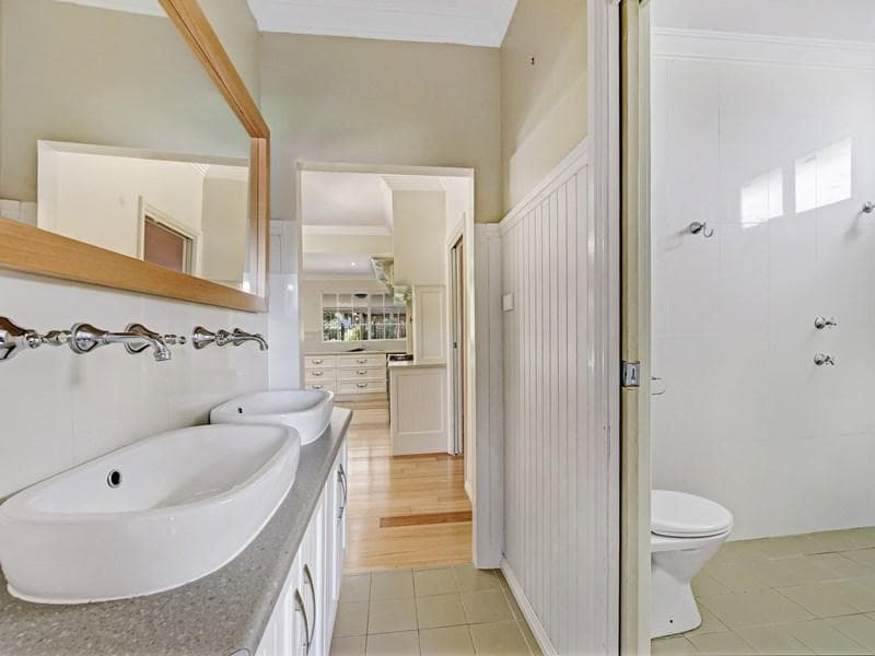 48 Lake Road, Port Macquarie, Port Macquarie - Thumbnail 3
