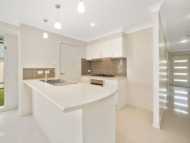 19 Friar Close, Port Macquarie, Port Macquarie - Thumbnail 2