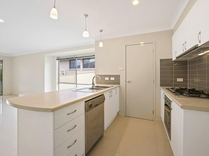 19 Friar Close, Port Macquarie, Port Macquarie - Thumbnail 3