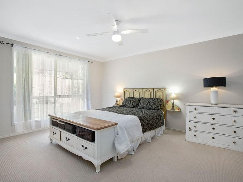 11 Fenton Drive, King Creek, King Creek - Thumbnail 6