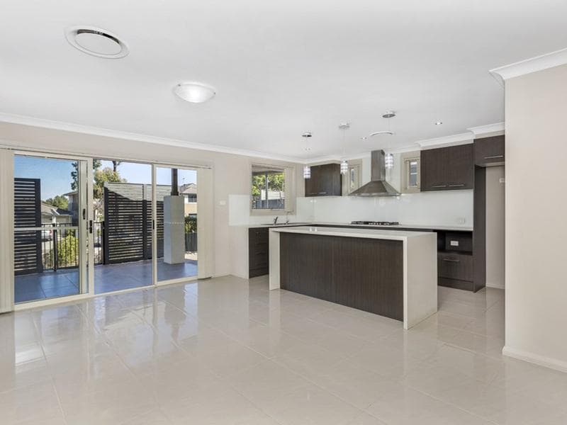 2/28-30																										Fielding St
														
								Collaroy, NSW 2097, Ropes Crossing - Thumbnail 4
