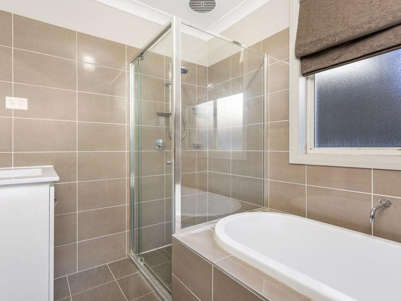 2/28-30																										Fielding St
														
								Collaroy, NSW 2097, Ropes Crossing - Thumbnail 7