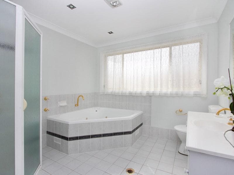 50 Sampson Crescent, Quakers Hill, Quakers Hill - Thumbnail 4