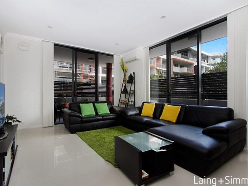4/70-72 Essington Street, Wentworthville, Wentworthville - Thumbnail 2