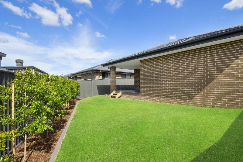 28 Jubilee Drive, Jordan Springs, Jordan Springs - Thumbnail 2