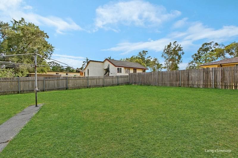 8/574																										New South Head Road, cnr St Mervyns Ave
														
								Point Piper, NSW 2027, Doonside - Thumbnail 6