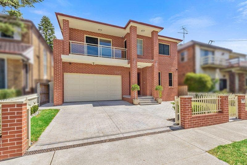 2/28-30																										Fielding St
														
								Collaroy, NSW 2097, Kensington - Image 1