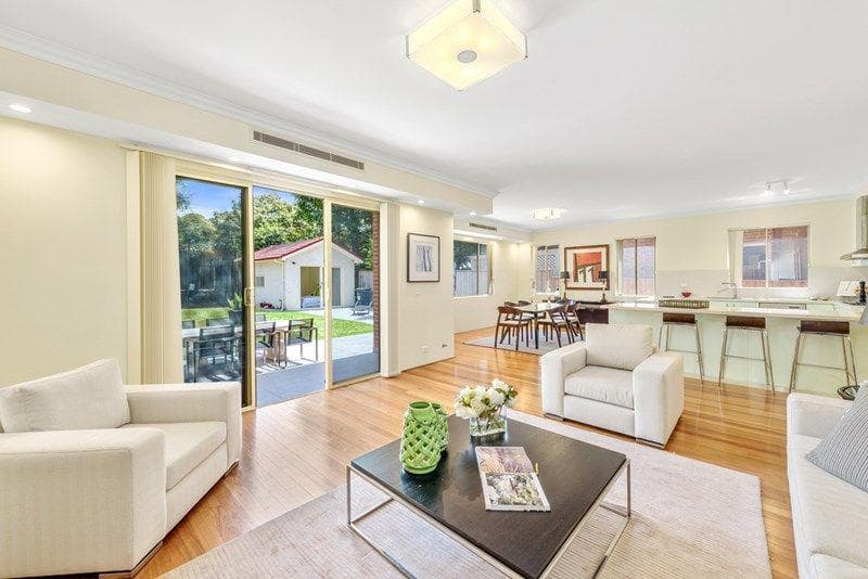 2/28-30																										Fielding St
														
								Collaroy, NSW 2097, Kensington - Thumbnail 3