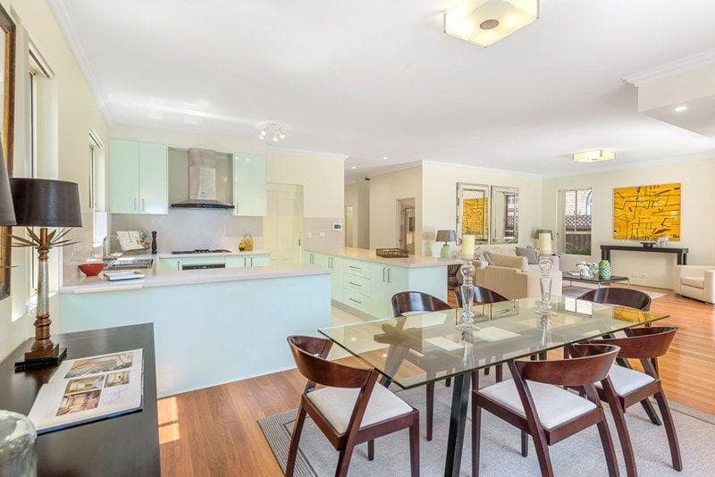 2/28-30																										Fielding St
														
								Collaroy, NSW 2097, Kensington - Thumbnail 4