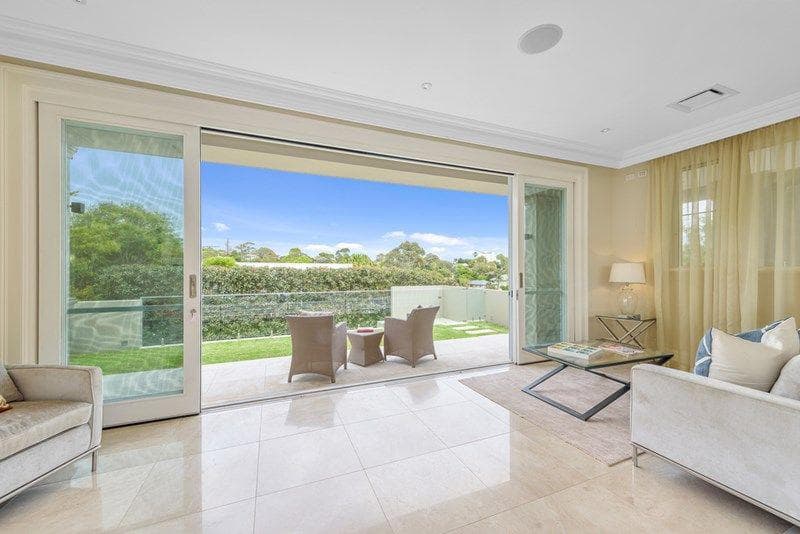 50/6-18																										Redbank Road
														
								Northmead, NSW 2152, Vaucluse - Thumbnail 4