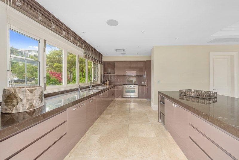 50/6-18																										Redbank Road
														
								Northmead, NSW 2152, Vaucluse - Thumbnail 5