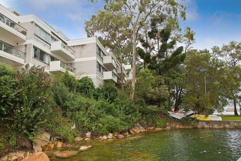 11/8 Munro Street, Mcmahons Point, McMahons Point - Image 1