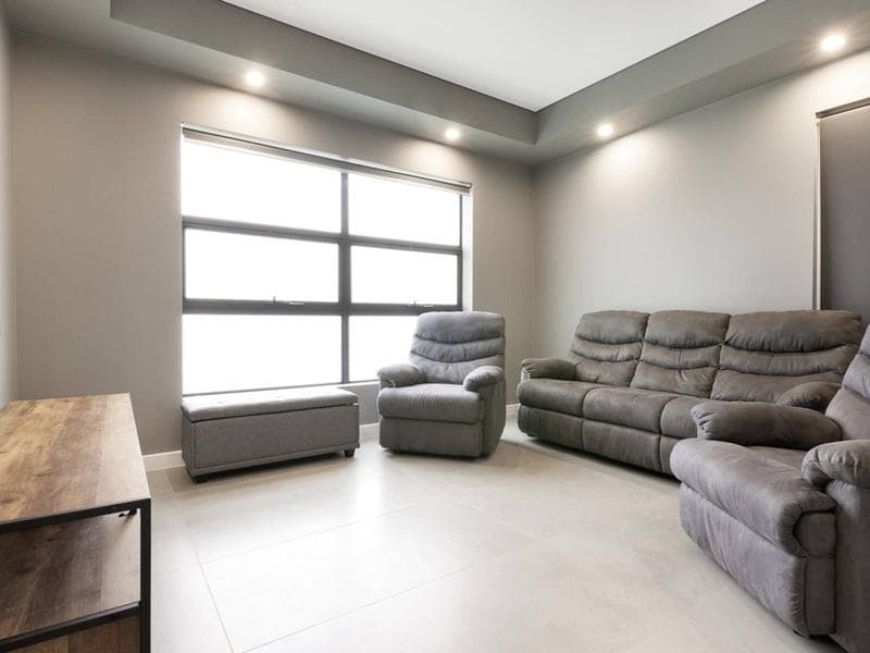 12 Nangar Crescent, Kellyville, Kellyville - Thumbnail 4