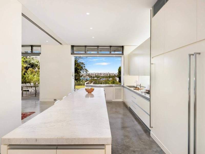2/14																										Graylind Close
														
								Collaroy, NSW 2097, Point Piper - Thumbnail 7