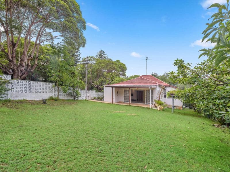 8/35																										Parkes Road
														
								Artarmon, NSW 2064, Bellevue Hill - Thumbnail 3