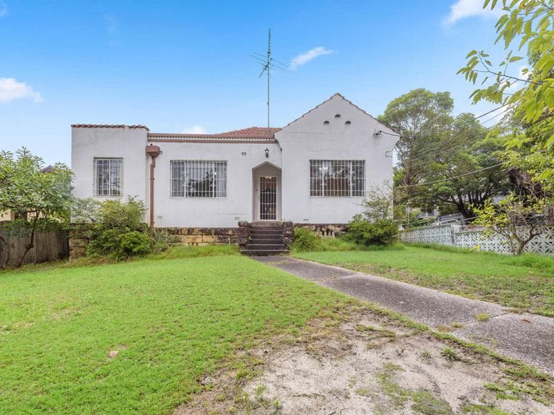 8/35																										Parkes Road
														
								Artarmon, NSW 2064, Bellevue Hill - Thumbnail 4