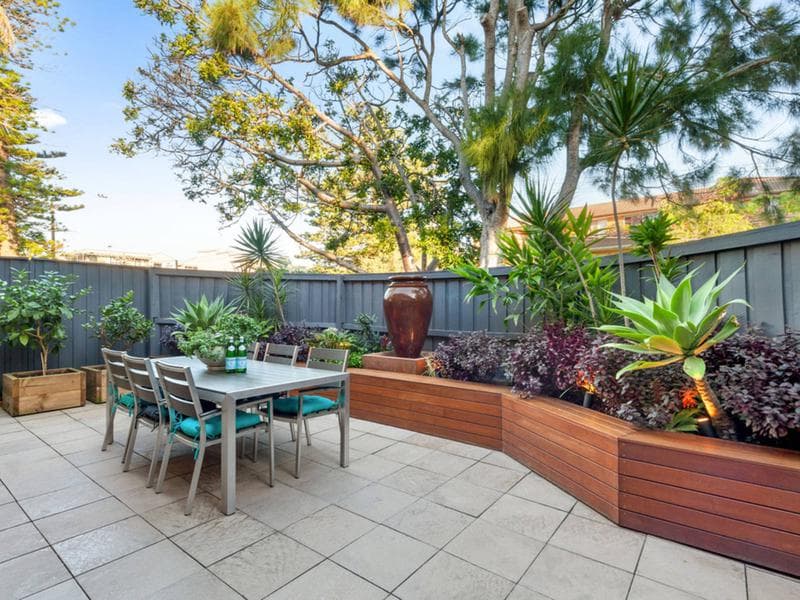 2/1 Robertson Street, Narrabeen, Narrabeen - Image 1